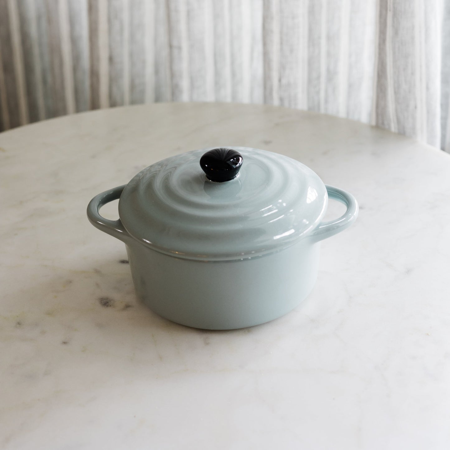 Stoneware Mini Lided Baker