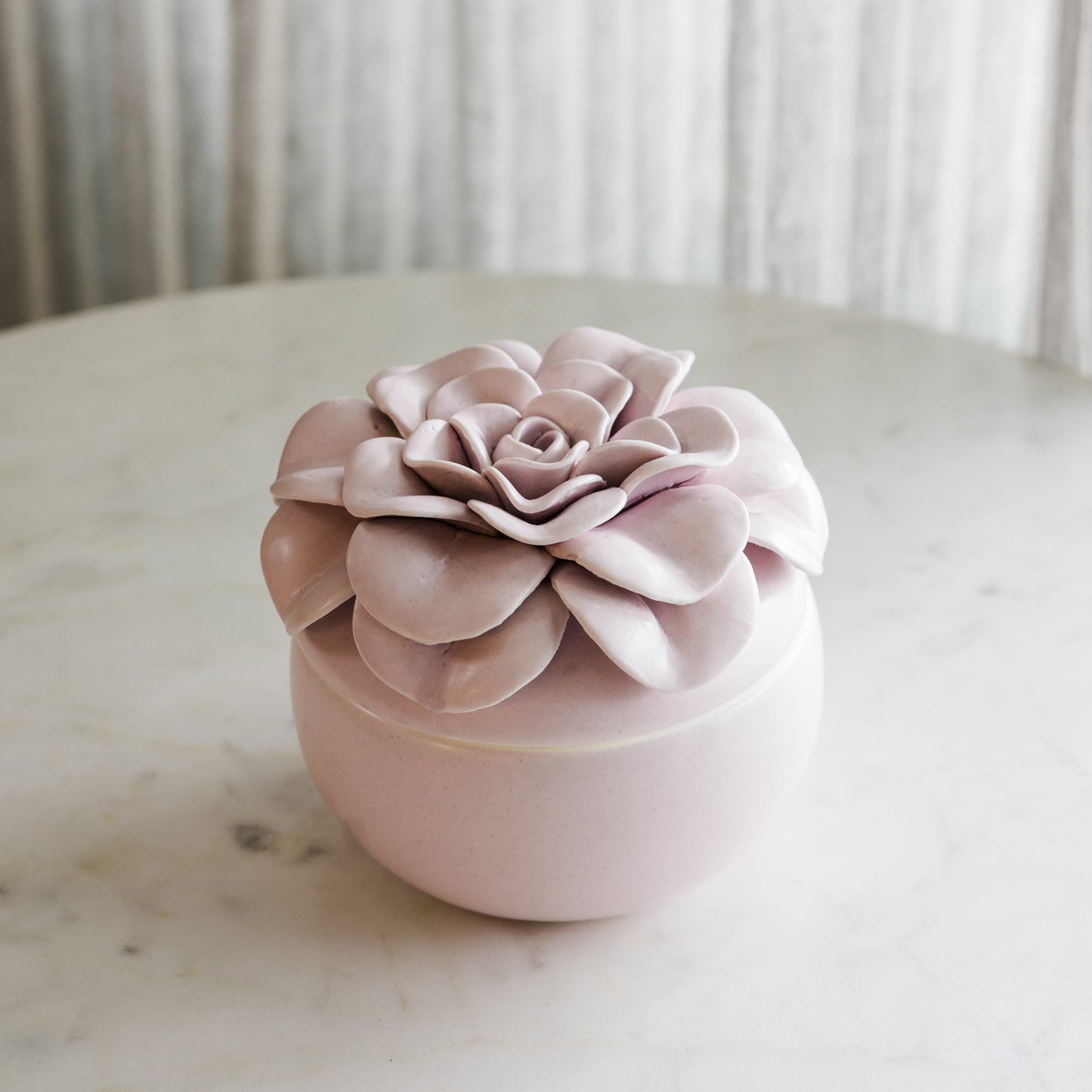 Lavender La La Ceramic Flower Candle