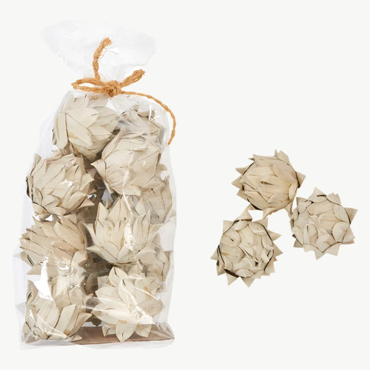 Handmade Dried Palm Leaf Artichoke