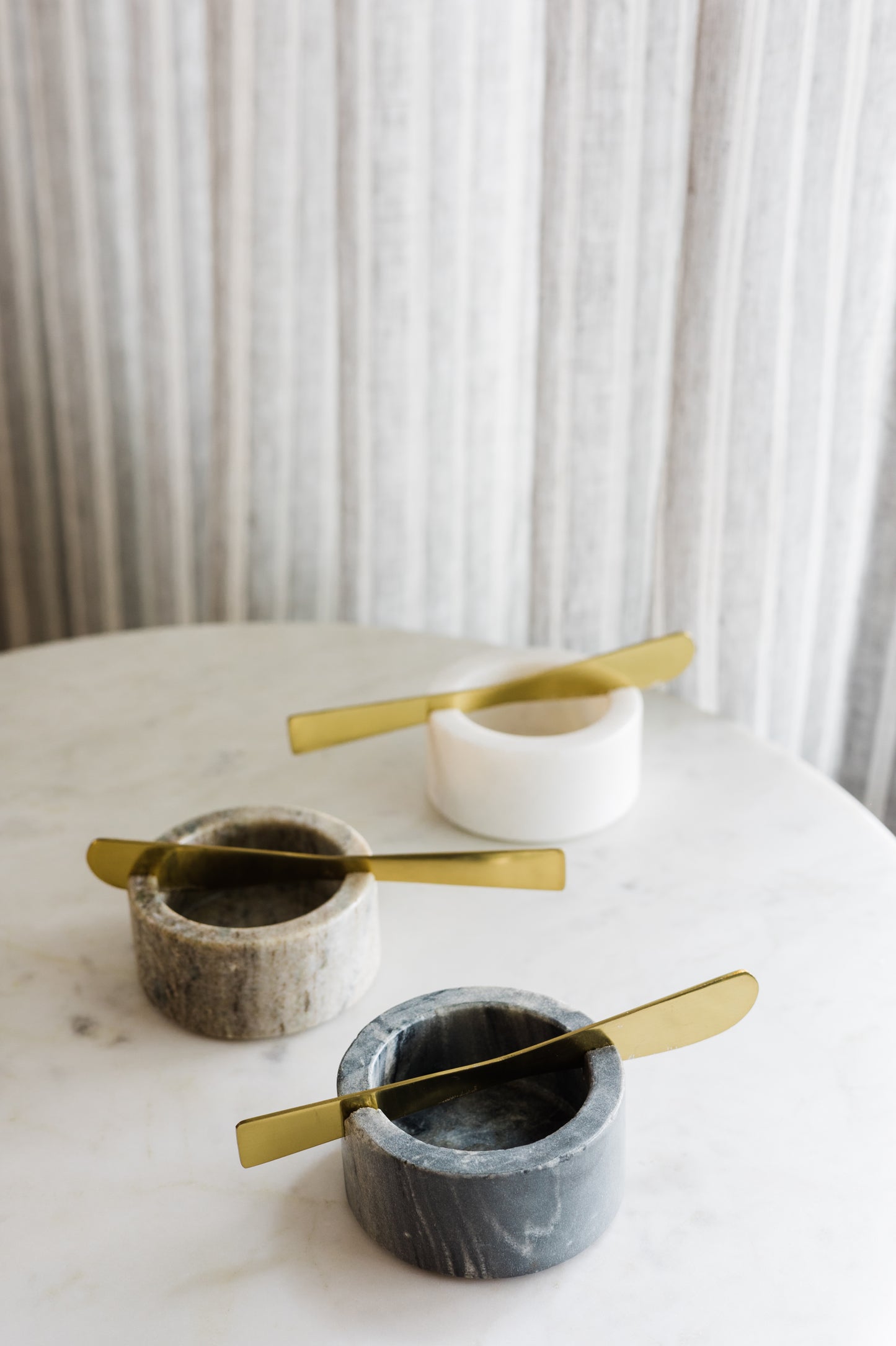 Marble Bowl with Metal Knife Set