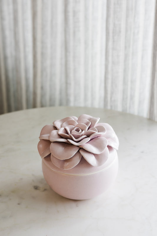 Lavender La La Ceramic Flower Candle